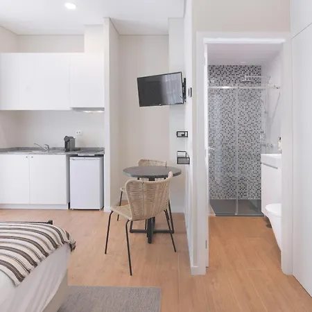 Vc Heritage Ribeira Porto